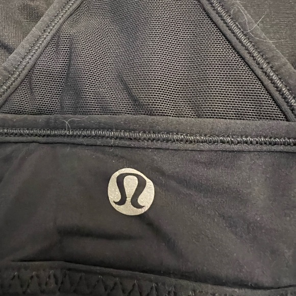 🍋Lululemon size 10 athletic tank built in bra - Picture 9 of 9